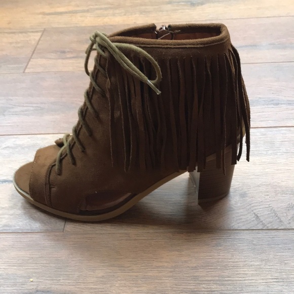 Nature Breeze Shoes - Women’s open toe lace up shooties